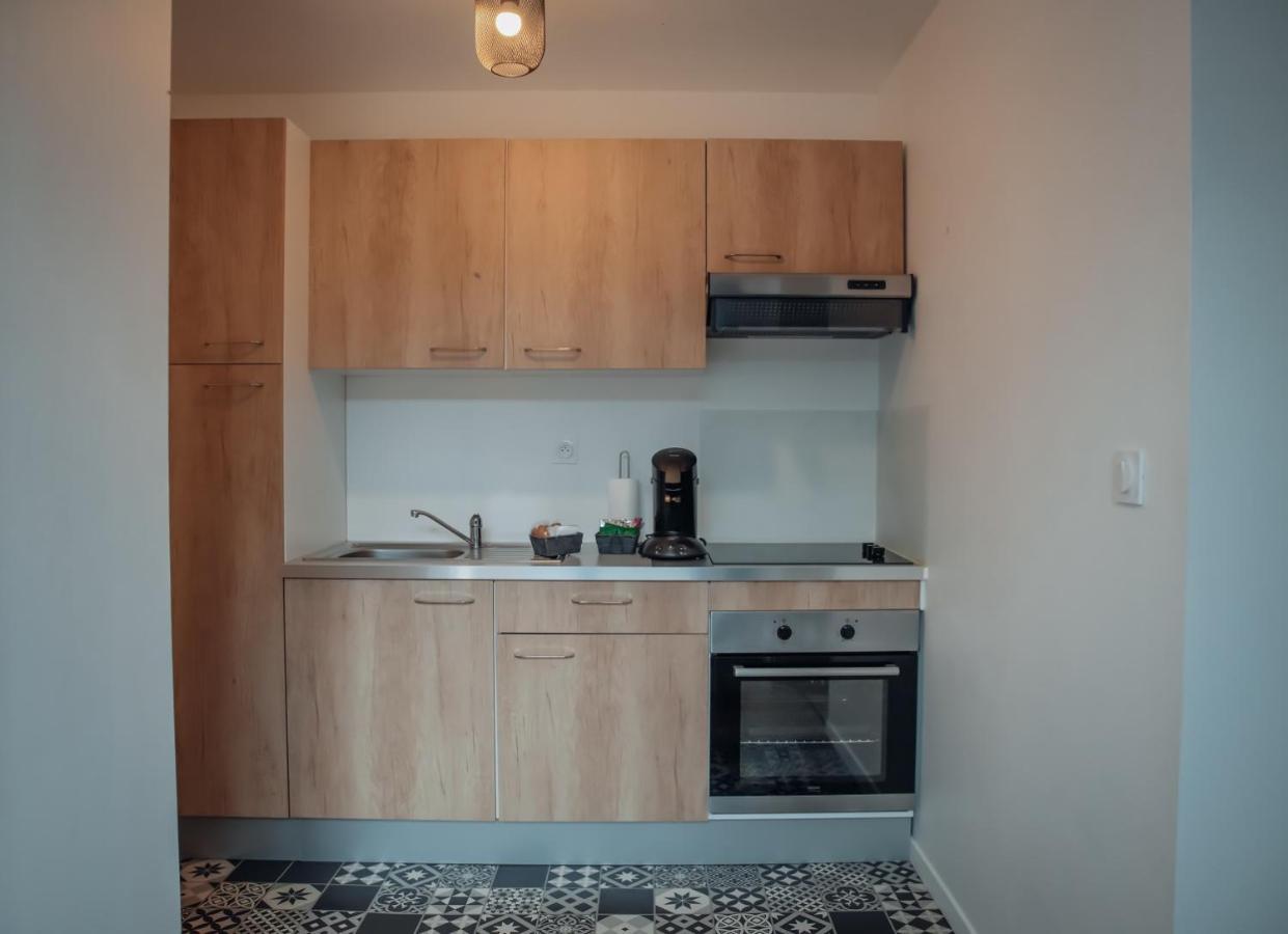 Superbe Appartement Avec Terrasse Au Calme Ernée Exteriér fotografie