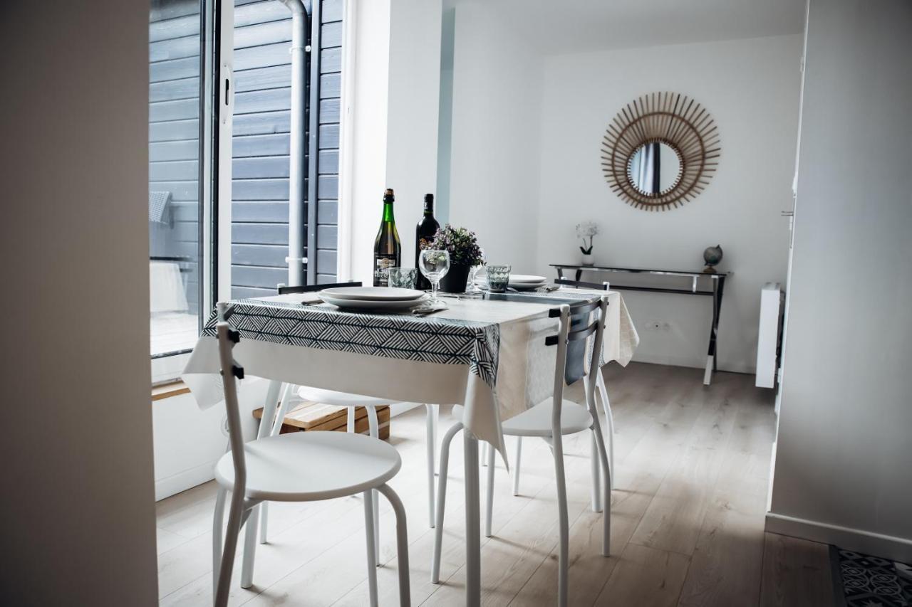 Superbe Appartement Avec Terrasse Au Calme Ernée Exteriér fotografie