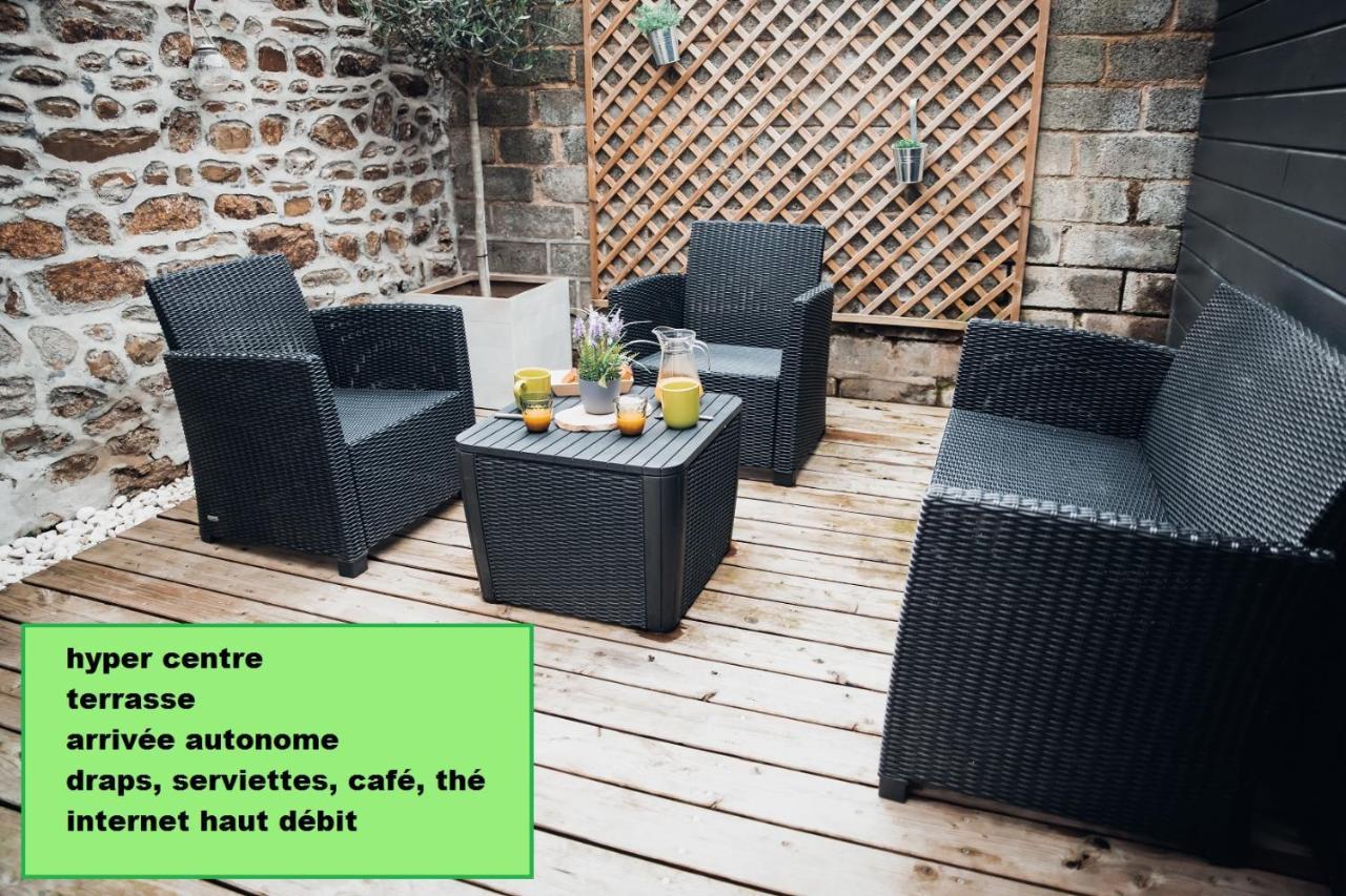 Superbe Appartement Avec Terrasse Au Calme Ernée Exteriér fotografie